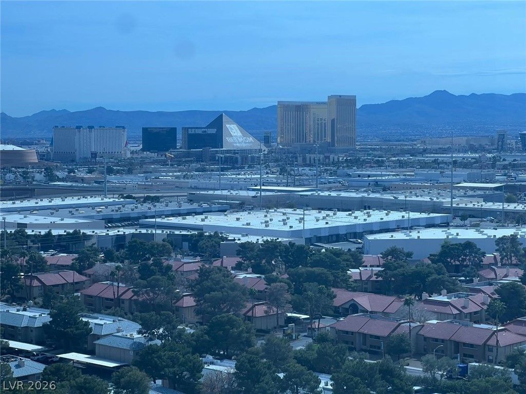 Image 18 of property listing at 4381 West Flamingo Road 1922, Las Vegas, NV 89103