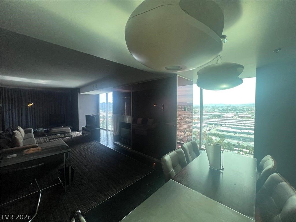 Image 28 of property listing at 4381 West Flamingo Road 1922, Las Vegas, NV 89103