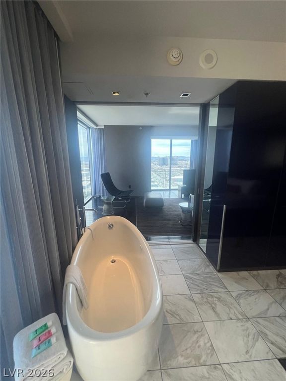 Image 36 of property listing at 4381 West Flamingo Road 1922, Las Vegas, NV 89103