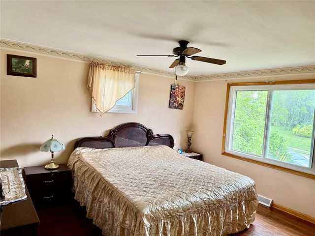 1664 SKYLINE Drive, Erie, PA 16509