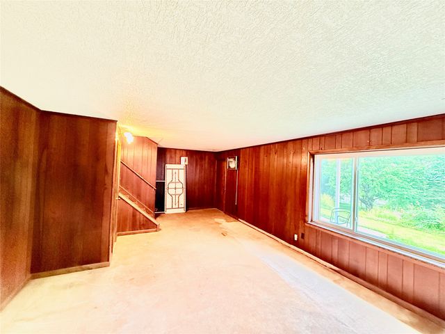 1664 SKYLINE Drive, Erie, PA 16509