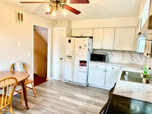 1664 SKYLINE Drive, Erie, PA 16509
