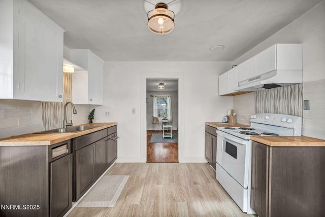 240 S Center Street, Yerington, NV 89447