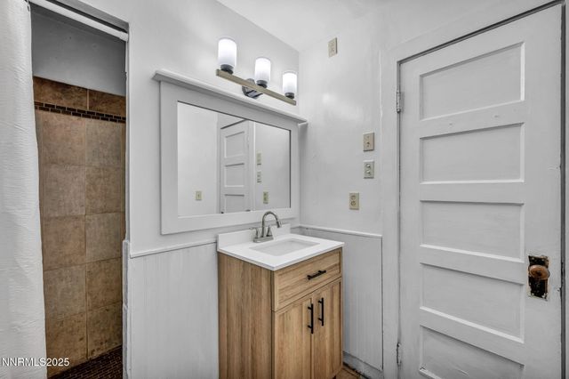 240 S Center Street, Yerington, NV 89447