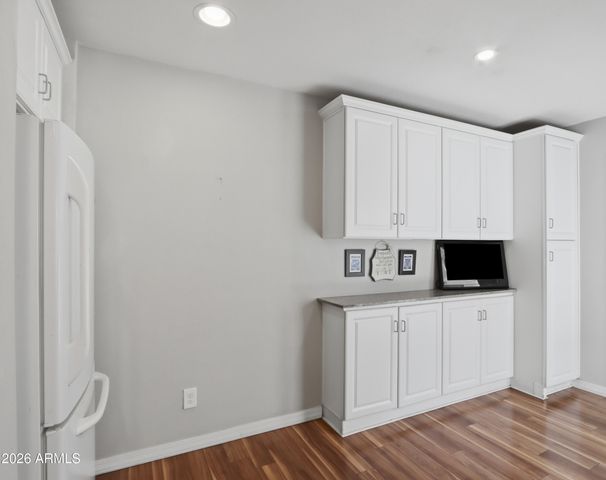 903 W Glendale Avenue 8, Phoenix, AZ 85021