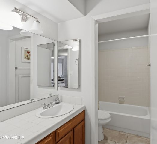 903 W Glendale Avenue 8, Phoenix, AZ 85021