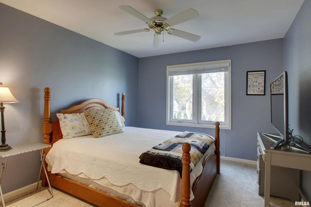 602 EAGLE Trace, Quincy, IL 62305