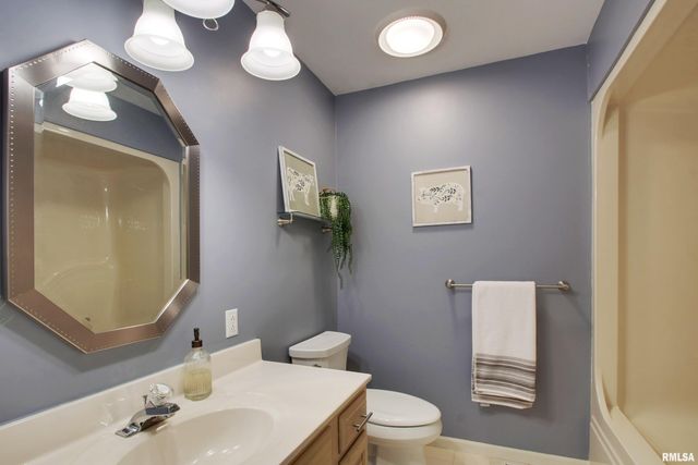 602 EAGLE Trace, Quincy, IL 62305