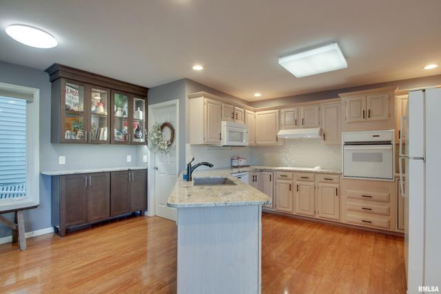 602 EAGLE Trace, Quincy, IL 62305