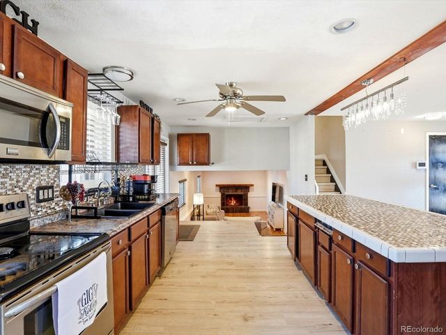 4501 E 121st Pl, Thornton, CO 80241