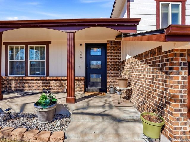 4501 E 121st Pl, Thornton, CO 80241