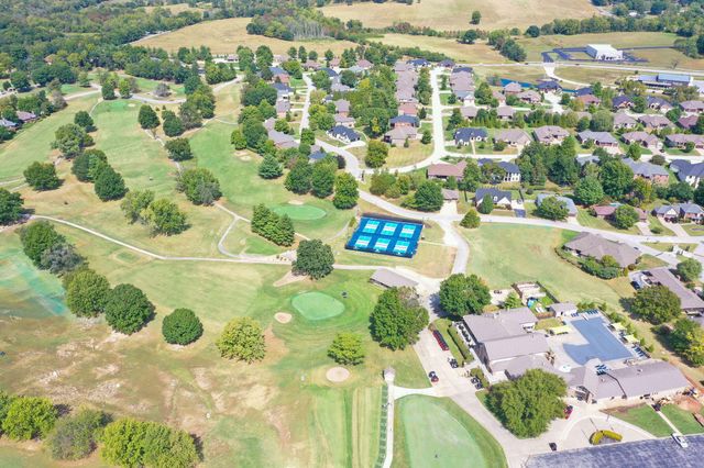 8206 Oakmont Drive, Nixa, MO 65714