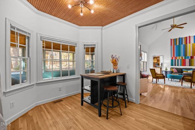 205 Cobblestone Drive, Chapel Hill, NC 27516