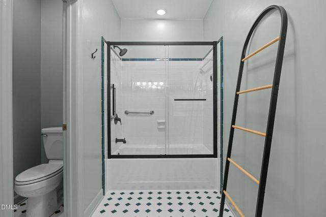 205 Cobblestone Drive, Chapel Hill, NC 27516