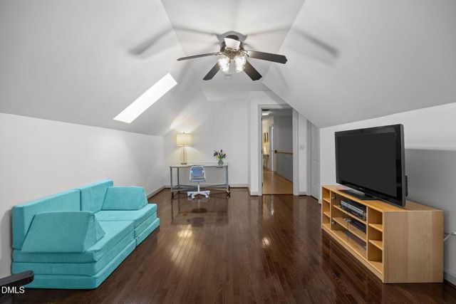 205 Cobblestone Drive, Chapel Hill, NC 27516