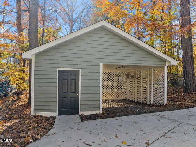 205 Cobblestone Drive, Chapel Hill, NC 27516