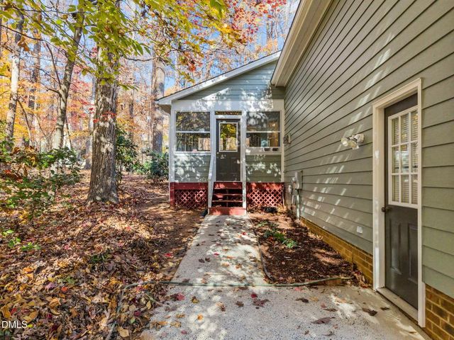 205 Cobblestone Drive, Chapel Hill, NC 27516