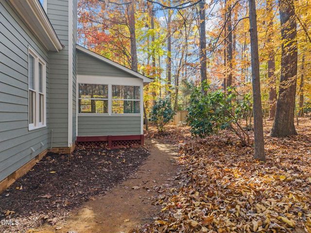 205 Cobblestone Drive, Chapel Hill, NC 27516