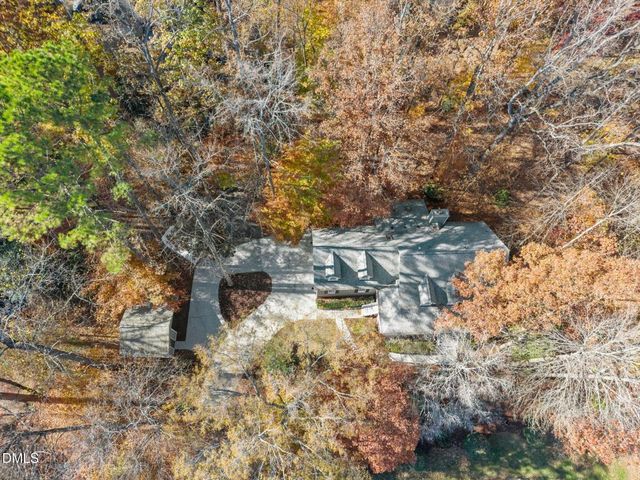 205 Cobblestone Drive, Chapel Hill, NC 27516