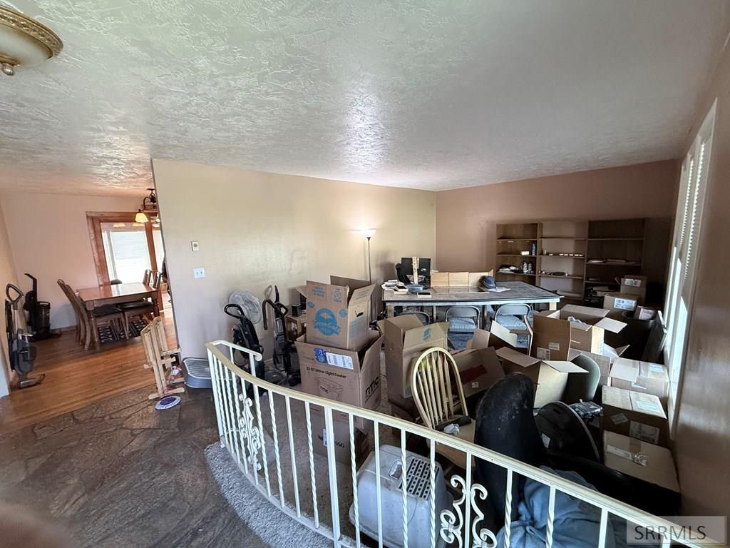 Image 3 of property listing at 1688 Parley Street, Idaho Falls, ID 83404