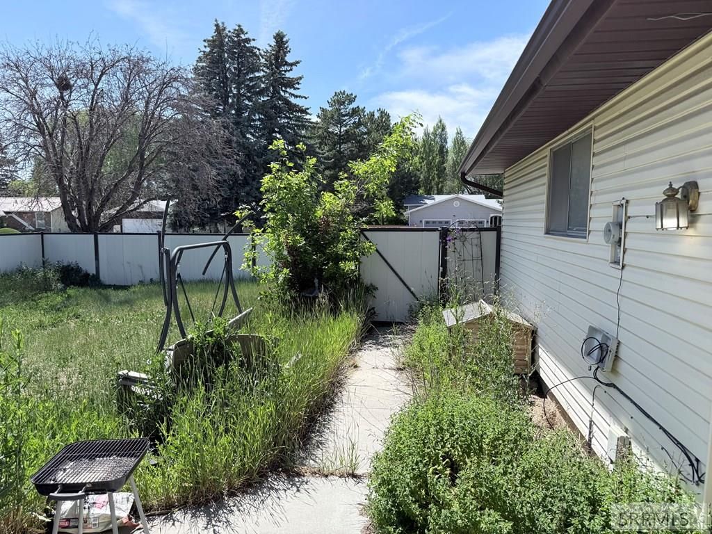 Image 32 of property listing at 1688 Parley Street, Idaho Falls, ID 83404
