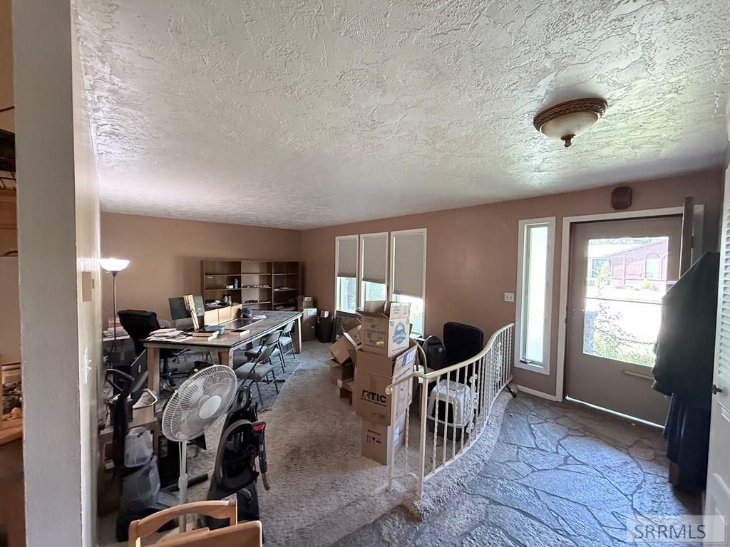 Image 6 of property listing at 1688 Parley Street, Idaho Falls, ID 83404