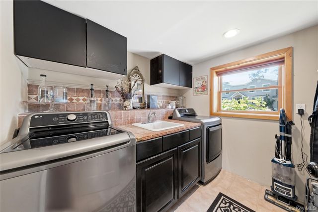 453 2nd Avenue, Massapequa Park, NY 11762