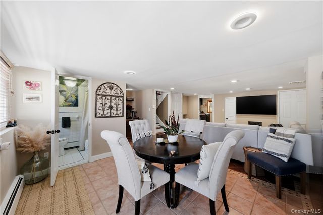 453 2nd Avenue, Massapequa Park, NY 11762