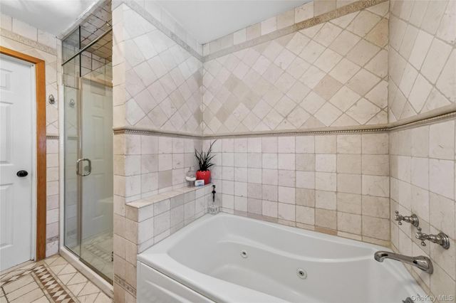 453 2nd Avenue, Massapequa Park, NY 11762