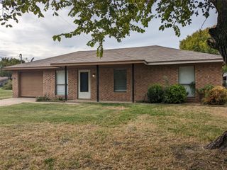 605 Elm Street, Forney, TX 75126