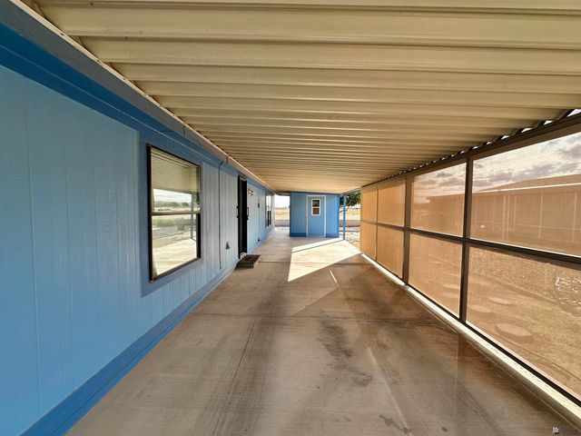 845 W Desert View Ln, Yuma, AZ 85365