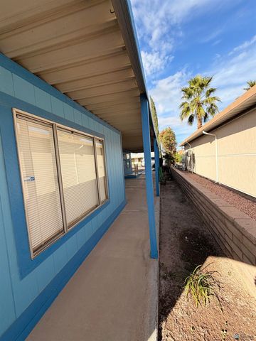 845 W Desert View Ln, Yuma, AZ 85365
