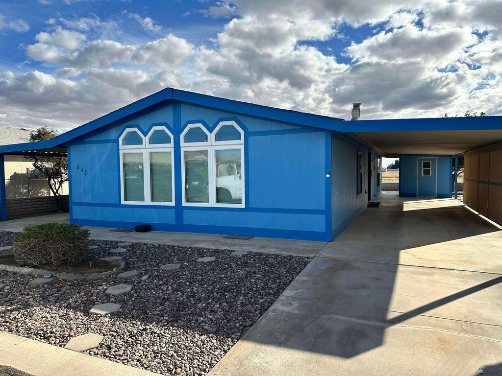 845 W Desert View Ln, Yuma, AZ 85365