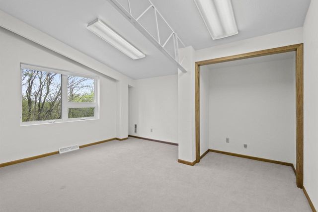 5416 N County Road H, Janesville, WI 53548