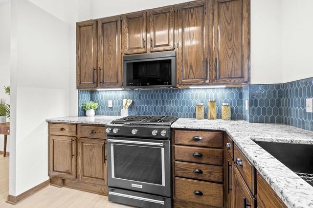 5416 N County Road H, Janesville, WI 53548