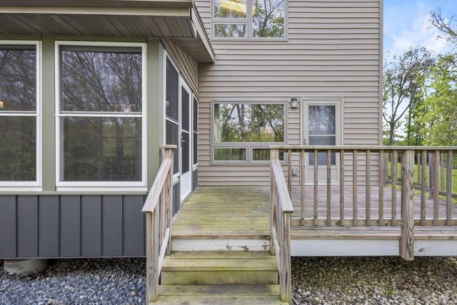 5416 N County Road H, Janesville, WI 53548