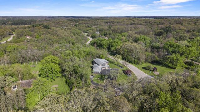 5416 N County Road H, Janesville, WI 53548