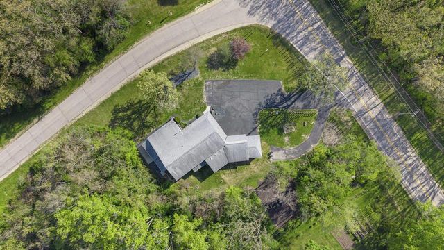 5416 N County Road H, Janesville, WI 53548
