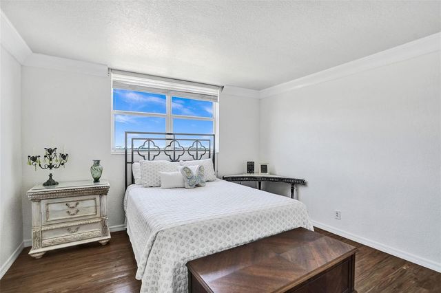1051 Hillsboro Mile 809E, Hillsboro Beach, FL 33062