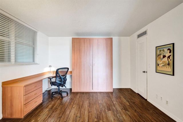1051 Hillsboro Mile 809E, Hillsboro Beach, FL 33062