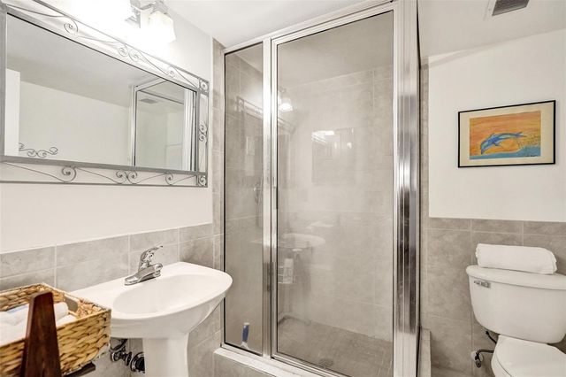 1051 Hillsboro Mile 809E, Hillsboro Beach, FL 33062