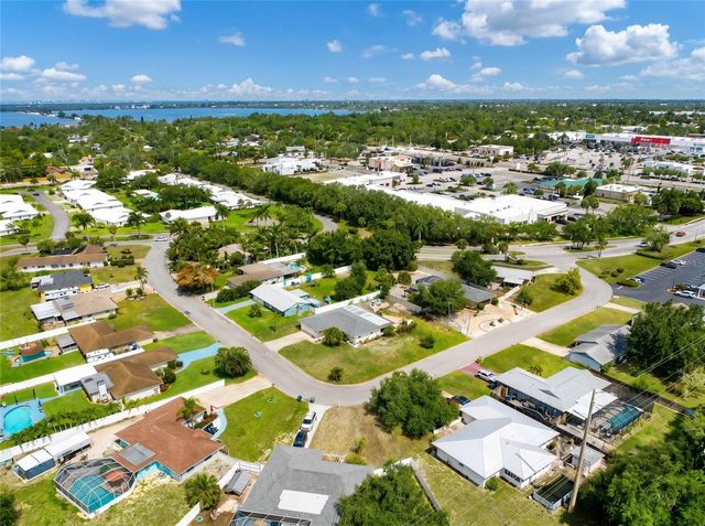 7210 8TH AVENUE LOOP W, Bradenton, FL 34209