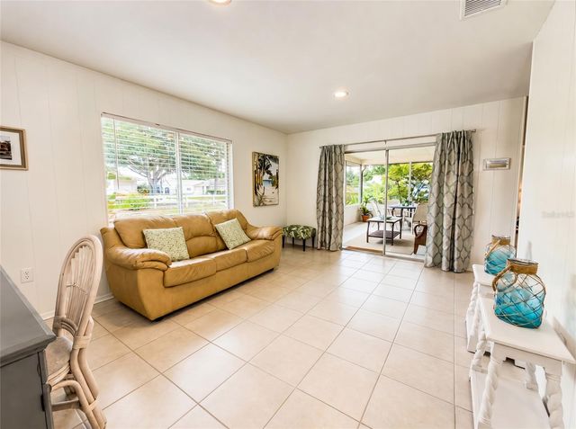 7210 8TH AVENUE LOOP W, Bradenton, FL 34209