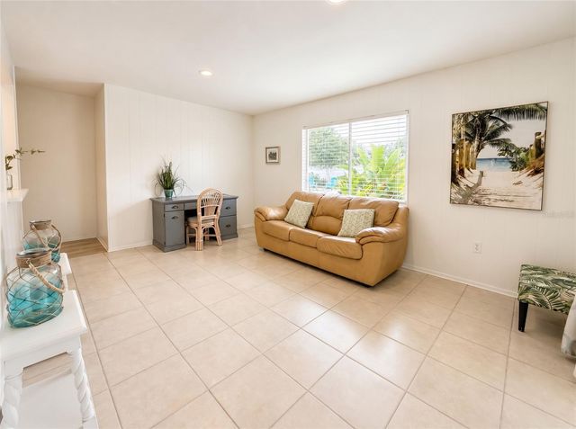7210 8TH AVENUE LOOP W, Bradenton, FL 34209