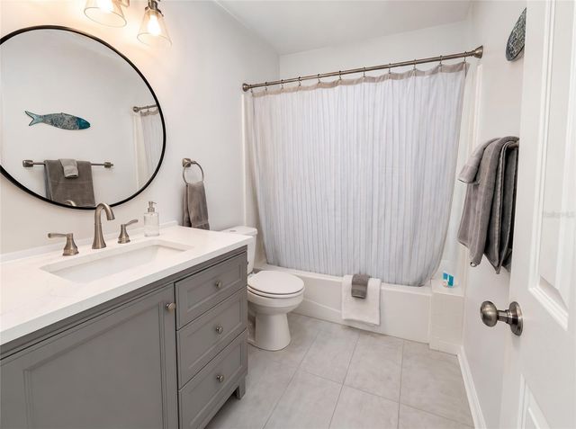 7210 8TH AVENUE LOOP W, Bradenton, FL 34209