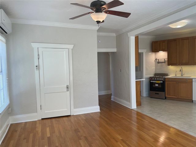 2305 W TEXAS AVENUE 3, Tampa, FL 33629