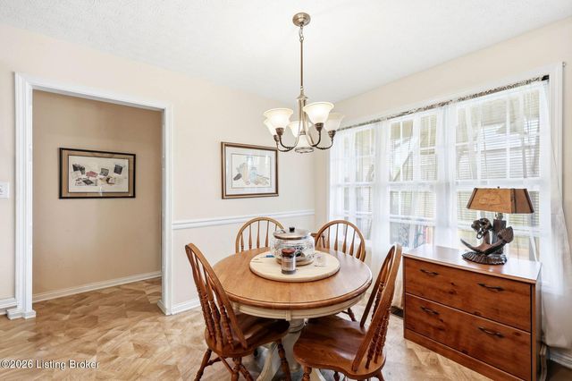 48 Hunters Trace, Taylorsville, KY 40071
