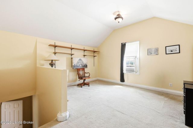 48 Hunters Trace, Taylorsville, KY 40071