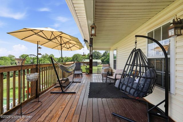 48 Hunters Trace, Taylorsville, KY 40071