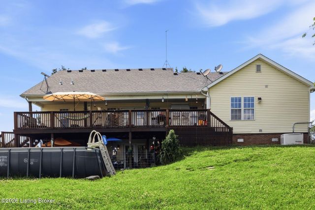 48 Hunters Trace, Taylorsville, KY 40071